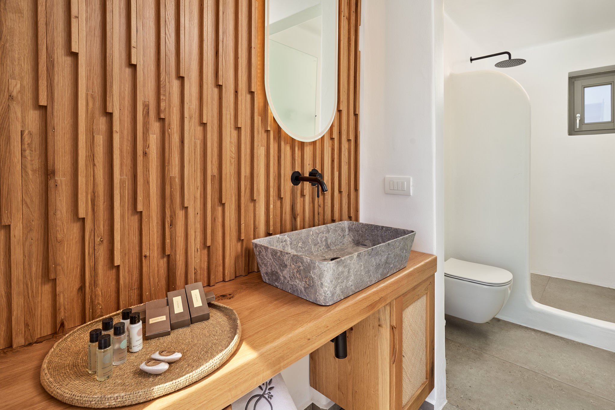 SB_ionic suites_web size_25